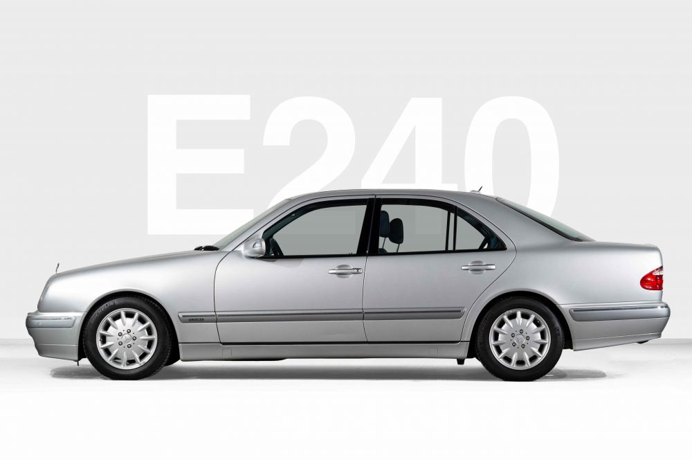 Mercedes-Benz E240 1999 170PS