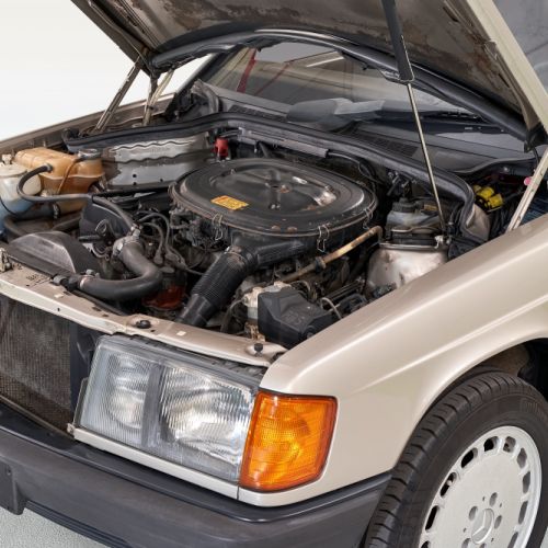 Mercedes-Benz 190E 1987