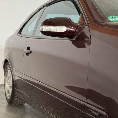 Mercedes-Benz CLK320 1999