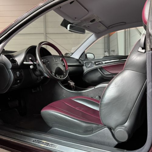 Mercedes-Benz CLK320 1999