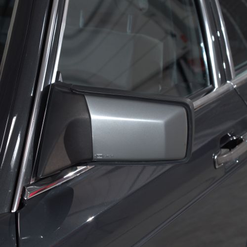 Mercedes-Benz 560SEL 1988