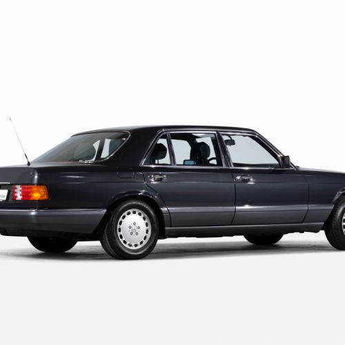Mercedes-Benz 560SEL 1988