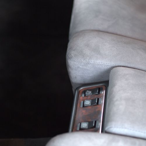 Mercedes-Benz 560SEL 1988