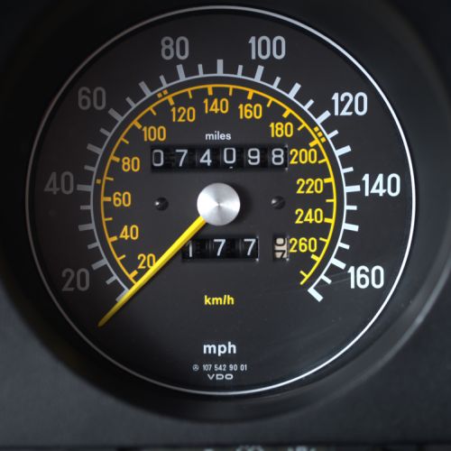 Mercedes-Benz 560SL 1987