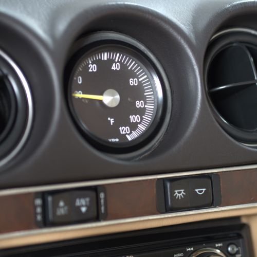 Mercedes-Benz 560SL 1987