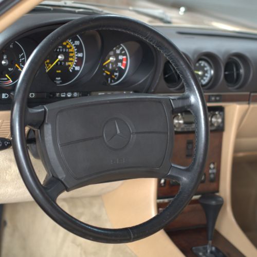 Mercedes-Benz 560SL 1987