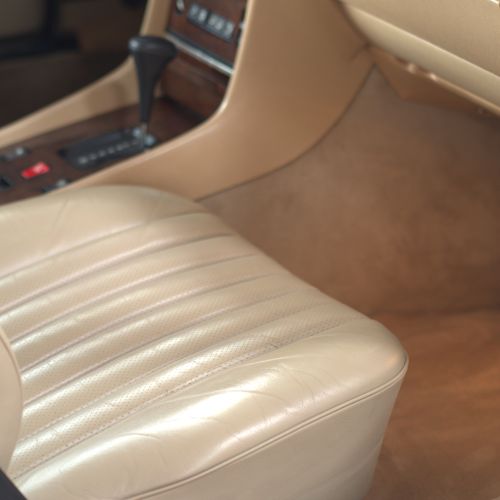 Mercedes-Benz 560SL 1987