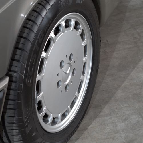 Mercedes-Benz 190E 1989