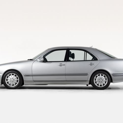 Mercedes-Benz E240 1999