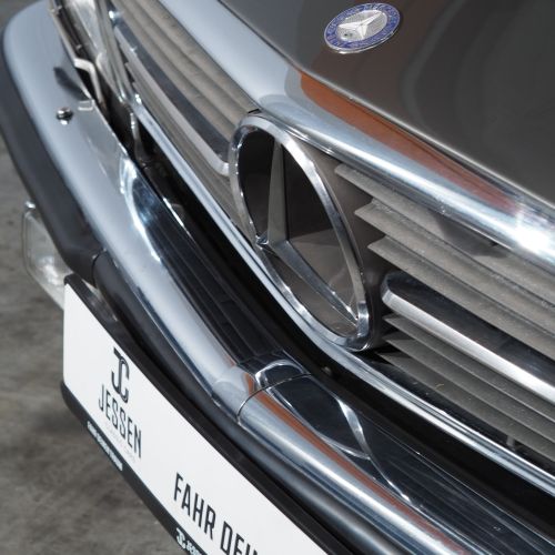 Mercedes-Benz 280SL 1985