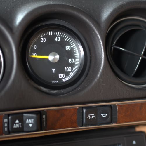 Mercedes-Benz 560SL 1988