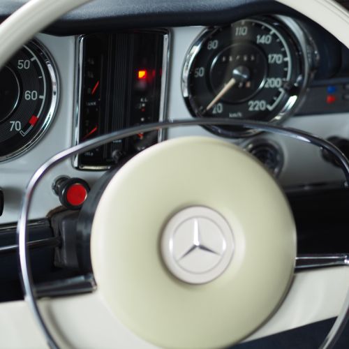 Mercedes-Benz 280SL 1969