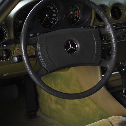 Mercedes-Benz 450SLC 77
