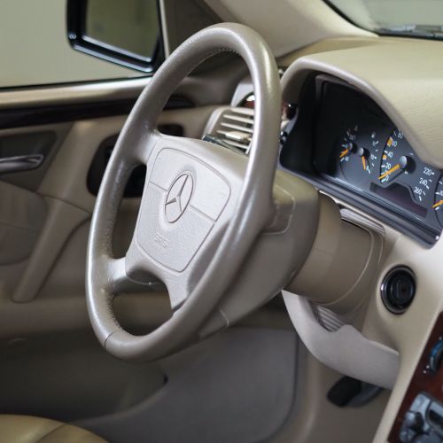 Mercedes-Benz E280 1998