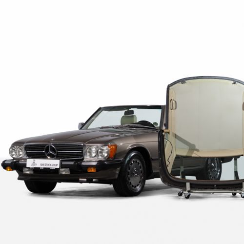Mercedes-Benz 560SL 88