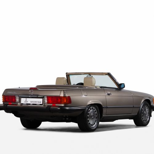 Mercedes-Benz 560SL 88