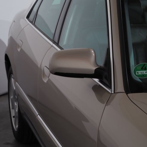 Audi A8 3.7 quattro 2000