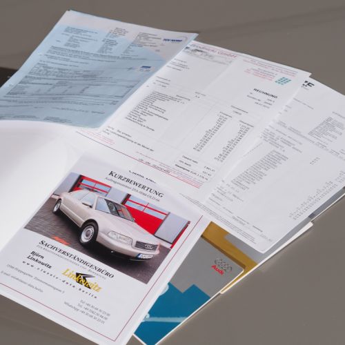 Audi A8 3.7 quattro 2000