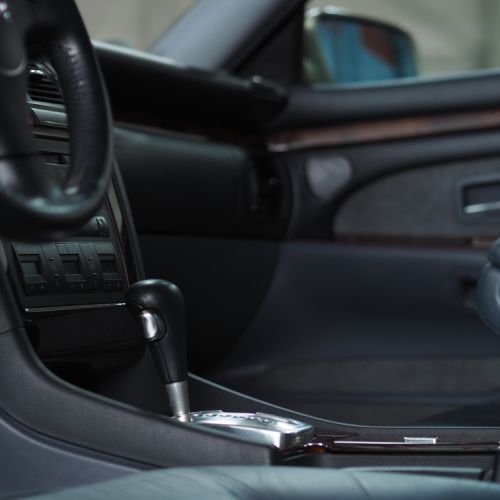 Audi A8 3.7 quattro 2000