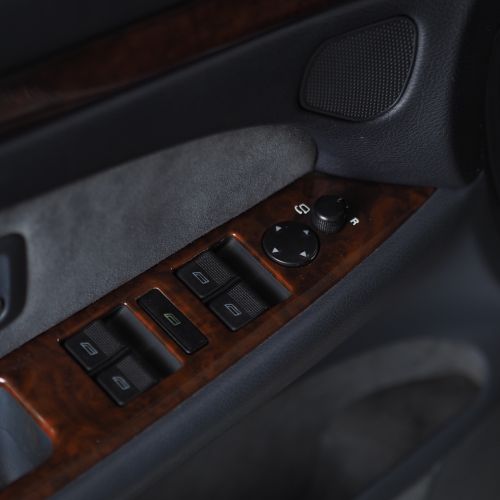 Audi A8 3.7 quattro 2000
