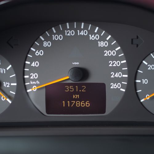 Mercedes-Benz E430 4MATIC 2001