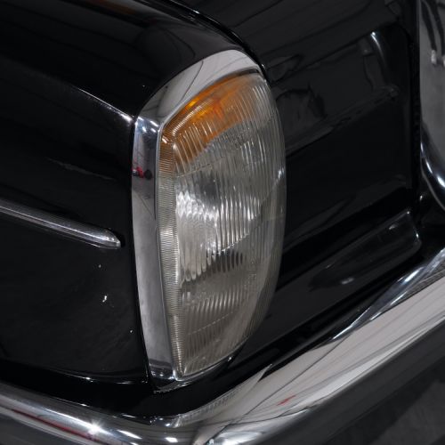 Mercedes-Benz 220/8 1968