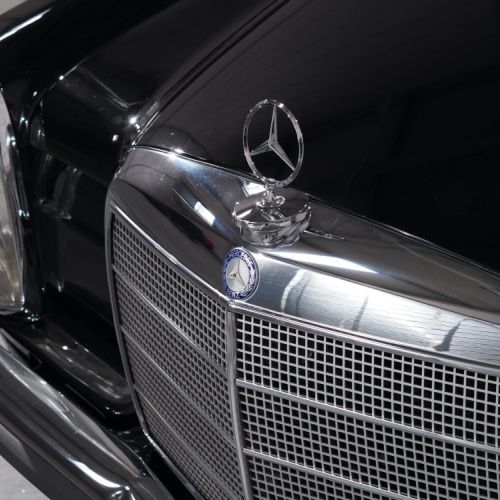 Mercedes-Benz 220/8 1968