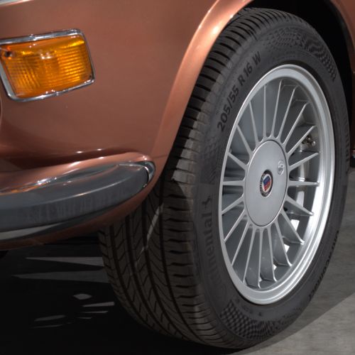 BMW 3.0 CS 1975